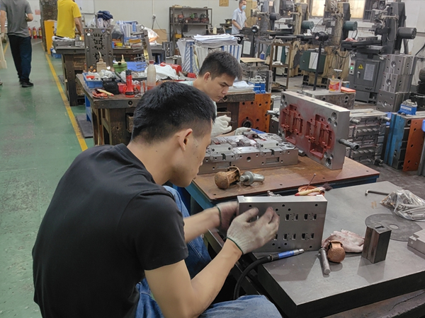 五优模具车间